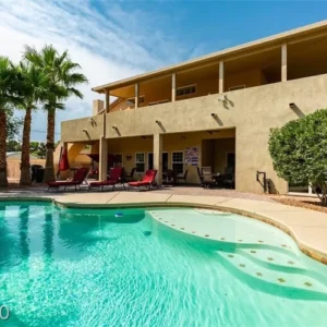 Outdoor pool and residential grounds at Rise Adolescent Treatment Center